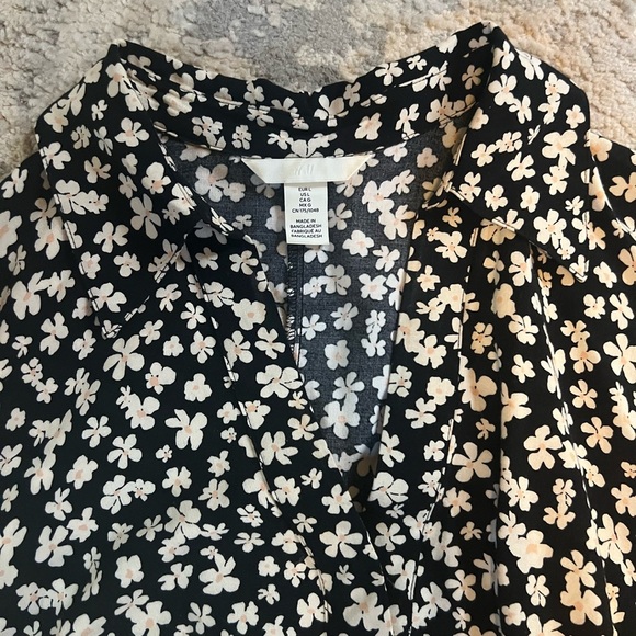 H & M Floral Black and White Wrap Dress Large and Long! - Picture 3 of 5